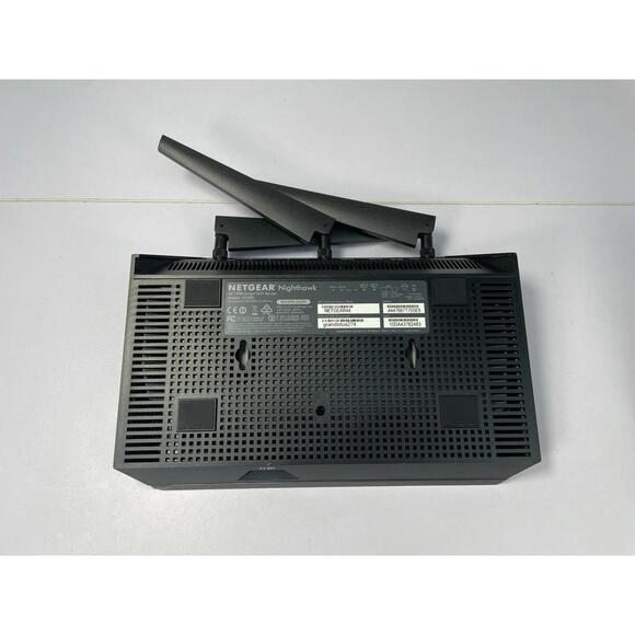 Netgear Nighthawk R7000 AC1900 Dual Band WiFi Router Tested (Gaming) - Picture 4 of 8